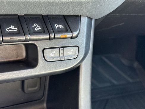 Used 2019 Chevrolet Colorado Z71 image 34