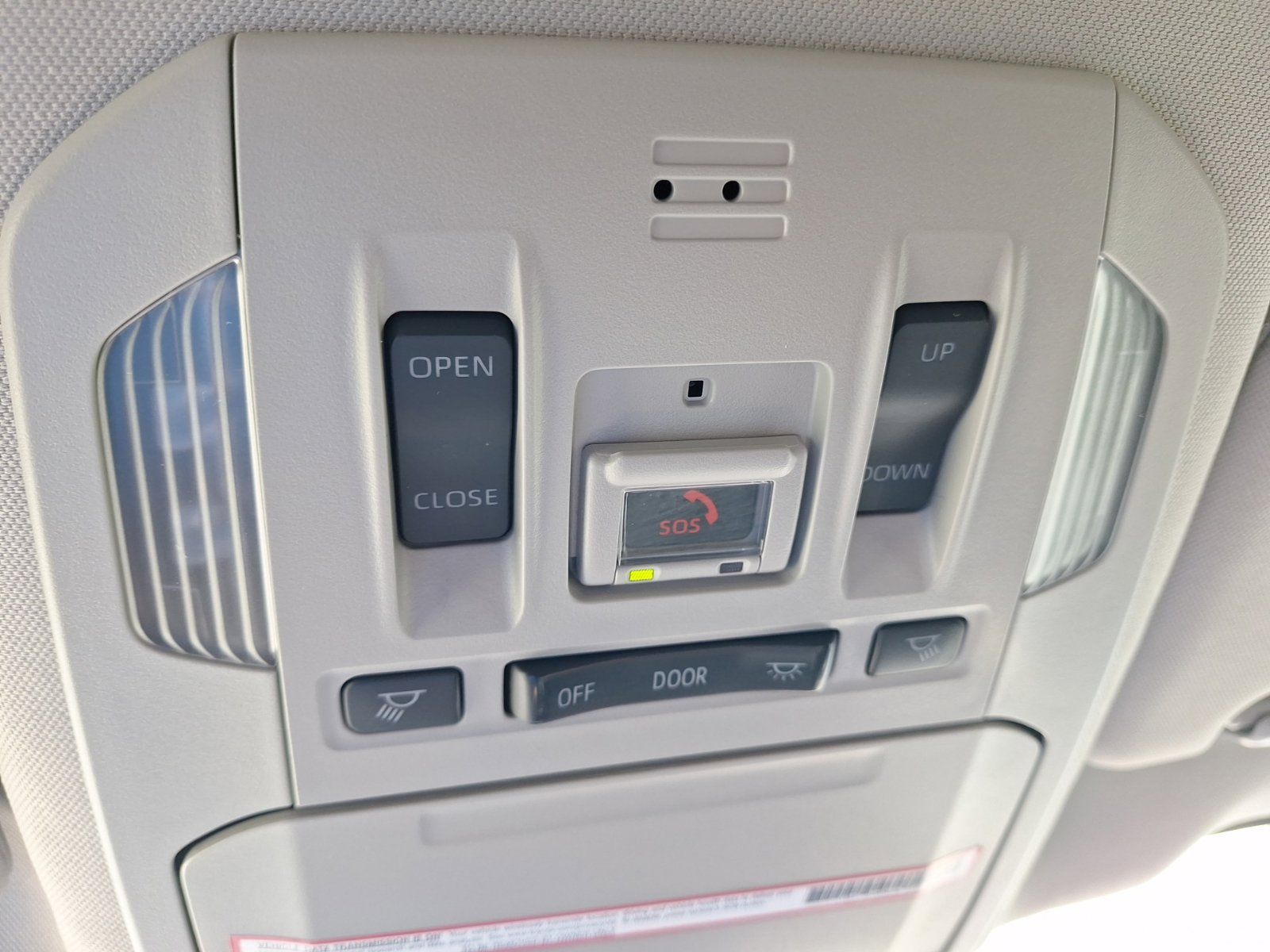 Used 2023 Toyota Highlander XLE FWD image 28