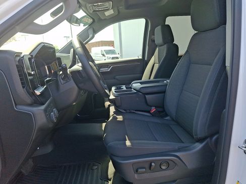 Certified 2026 Chevrolet Silverado 1500 LT AWD/4WD image 14