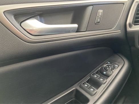 Used 2022 Ford Edge SEL w/ Convenience Package image 38