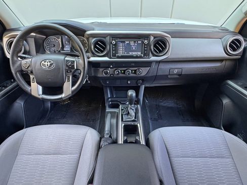 Used 2019 Toyota Tacoma SR5 image 11