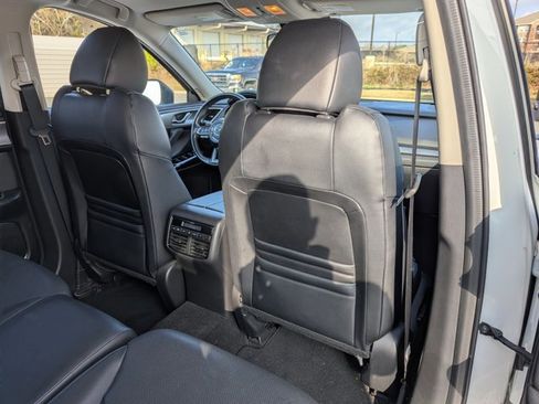 Used 2018 MAZDA CX-9 Touring w/ Touring Premium Package image 26