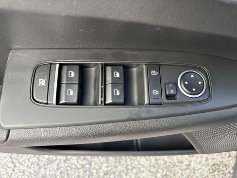 Certified 2024 Kia Forte LXS FWD image 15