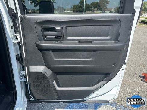 Used 2024 RAM 2500 Tradesman w/ Chrome Appearance Group image 45