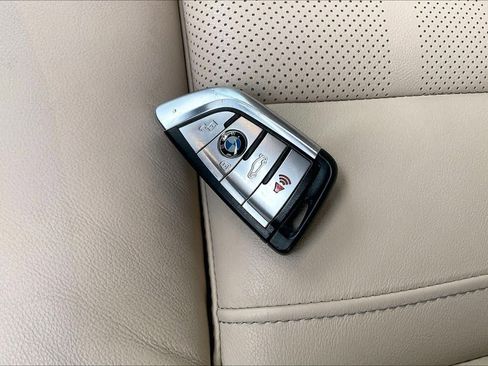 Used 2021 BMW X5 xDrive45e w/ Executive Package 2 image 14