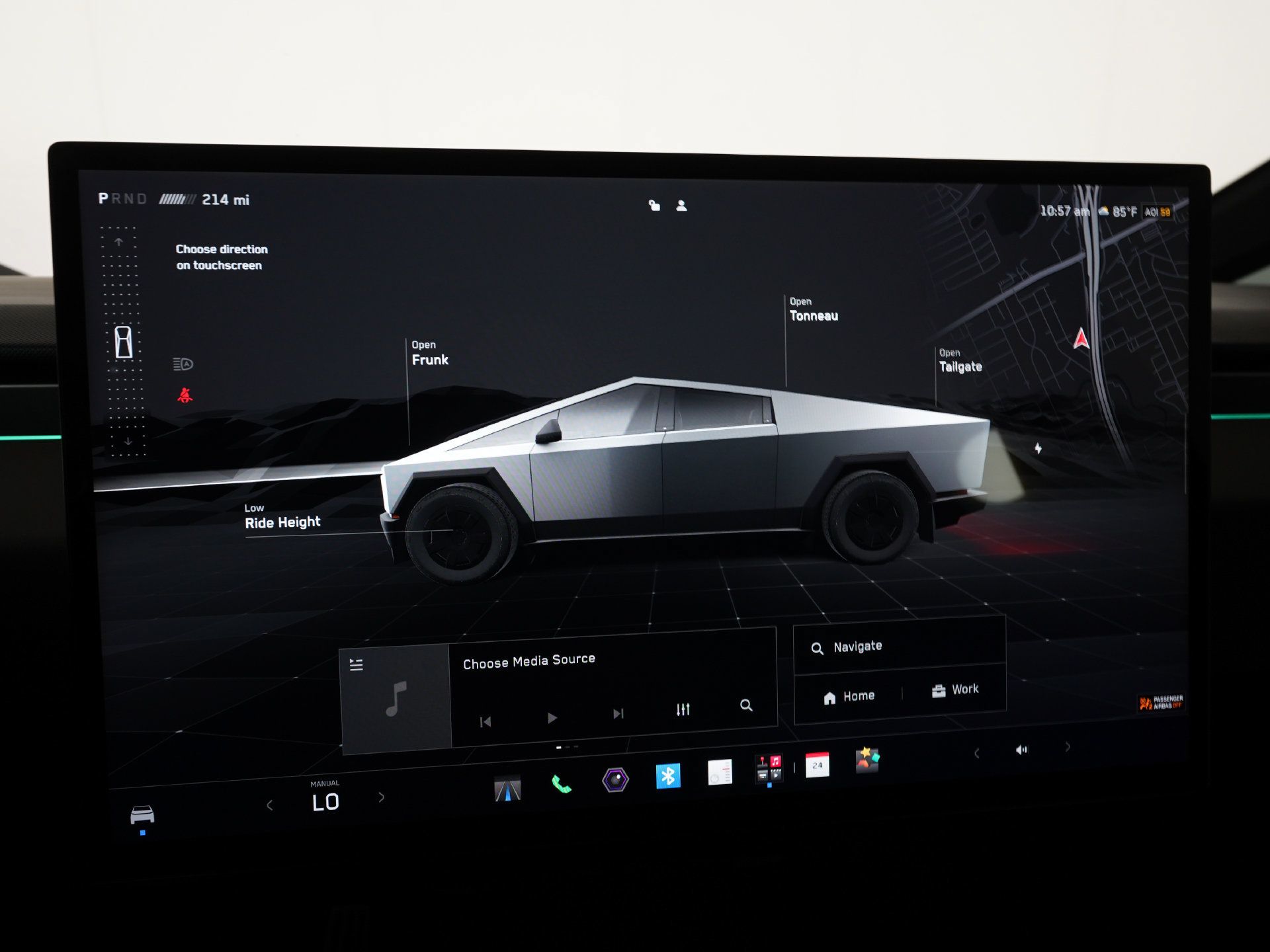 Used 2025 Tesla Cybertruck AWD Crew Cab image 22