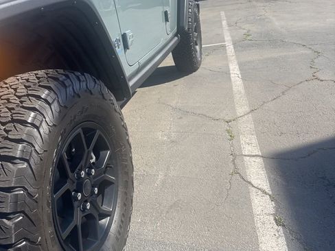 Used 2025 Jeep Wrangler Unlimited Sport S 4xe AWD/4WD image 2