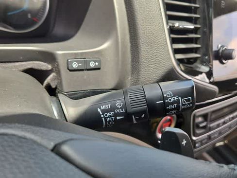 Used 2019 Honda Pilot Touring image 25