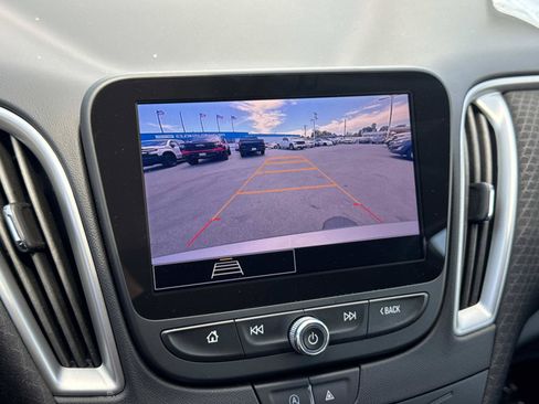 Used 2023 Chevrolet Malibu LT FWD image 19