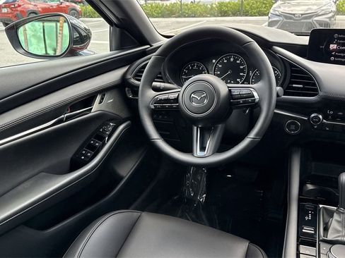 New 2026 MAZDA MAZDA3 Hatchback w/Premium Plus Pkg image 22