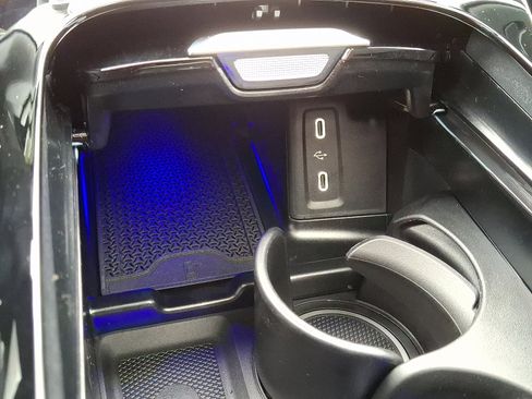 New 2026 Mercedes-Benz GLC 300 4MATIC image 16