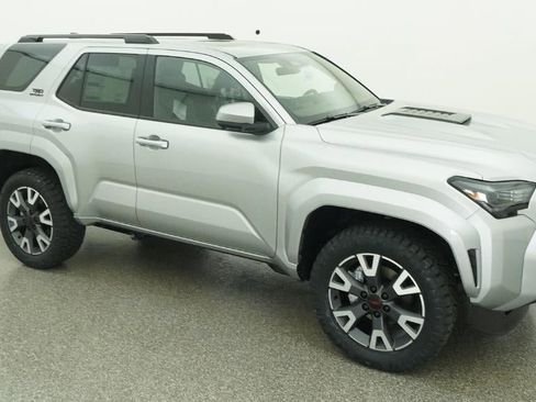 New 2026 Toyota 4Runner TRD Sport Premium AWD/4WD image 12