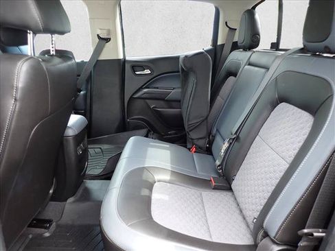 Used 2020 Chevrolet Colorado Z71 AWD/4WD image 8