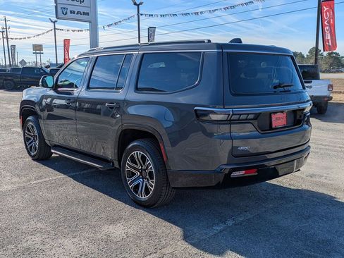 New 2026 Jeep Grand Wagoneer 2WD w/ Premium Group I image 5