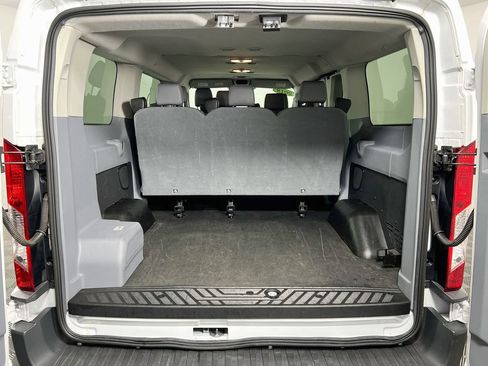 Used 2018 Ford Transit 150 XL RWD image 24
