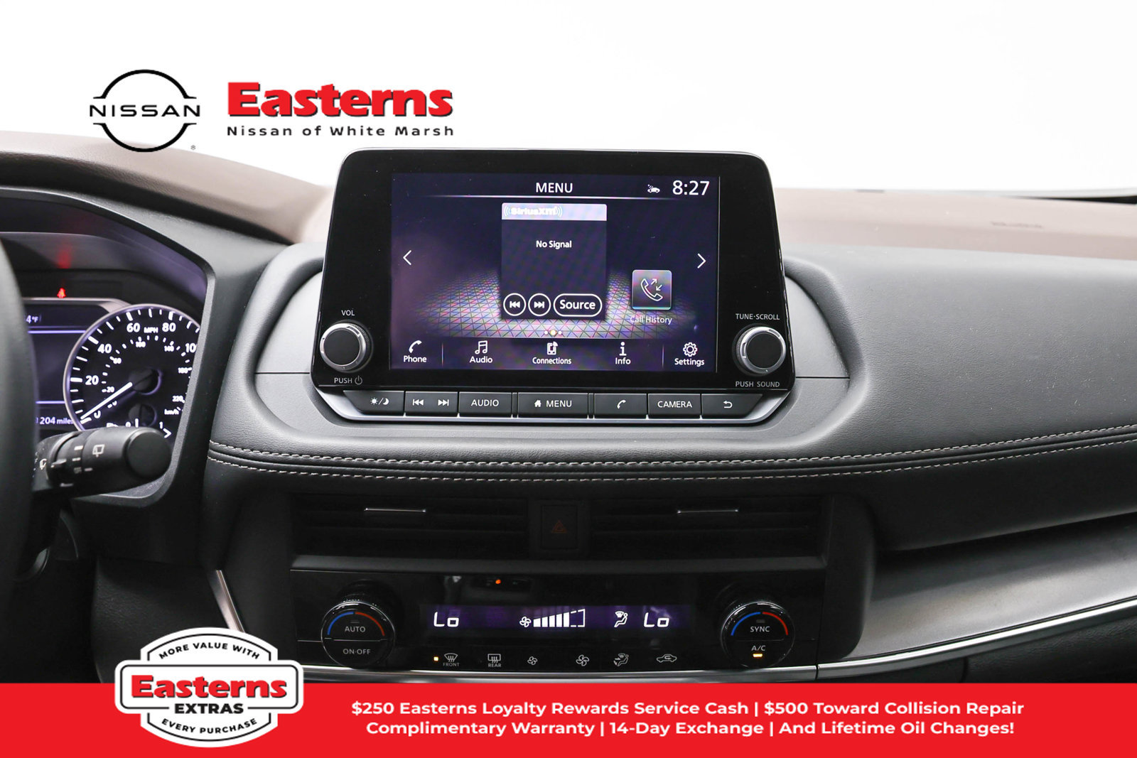 Used 2023 Nissan Rogue SV AWD/4WD image 12