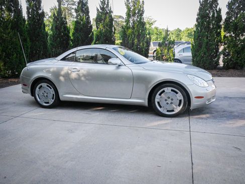 Used 2002 Lexus SC 430 Convertible image 11