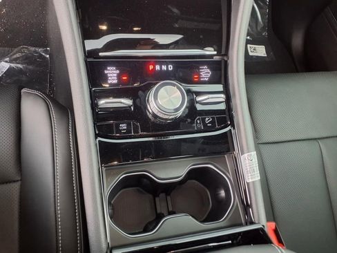 New 2025 Jeep Grand Cherokee Overland w/ Adv Protech Group III AWD/4WD image 16