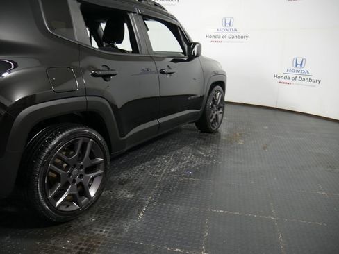 Used 2021 Jeep Renegade Latitude image 4