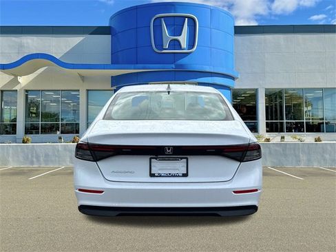 New 2025 Honda Accord LX image 3