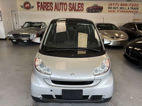 Used 2009 smart fortwo pure RWD image 12
