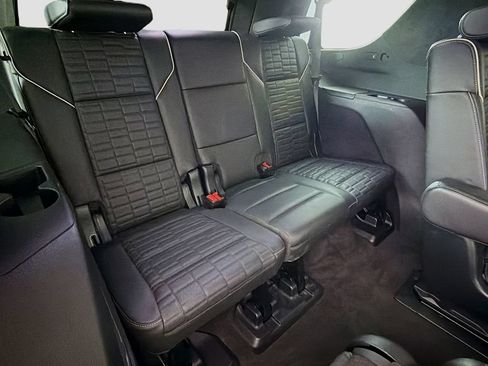 Used 2023 Cadillac Escalade Sport Platinum w/ LPO, ONYX Package AWD/4WD image 33