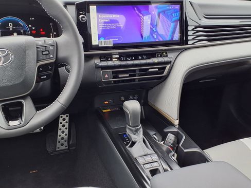 New 2026 Toyota Camry SE w/ Multimedia Upgrade Package image 8