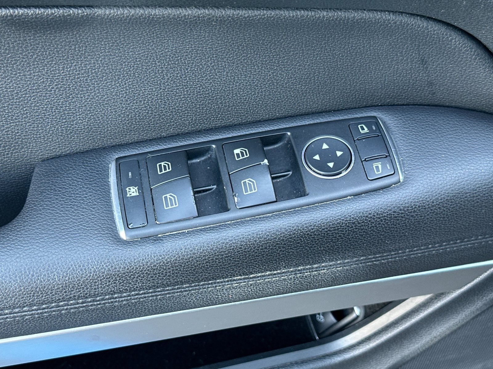 Used 2013 Mercedes-Benz E 350 Cabriolet image 12