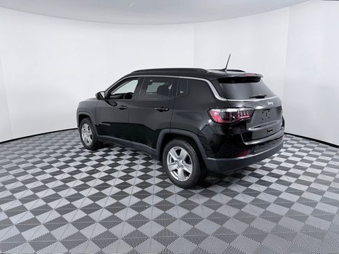 Used 2022 Jeep Compass Latitude image 5