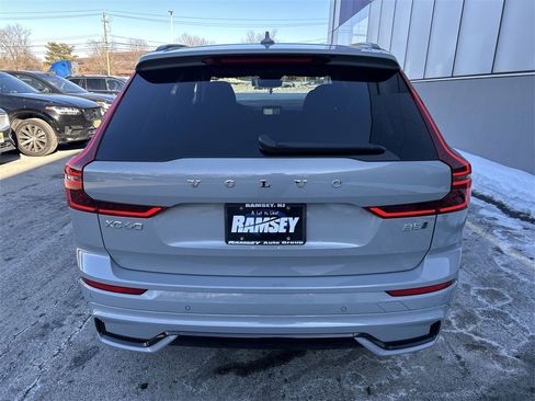 New 2026 Volvo XC60 B5 Plus w/ Climate Package image 7