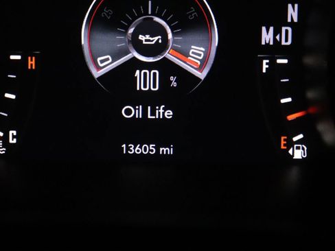 Used 2019 Dodge Challenger R/T w/ T/A Package image 16