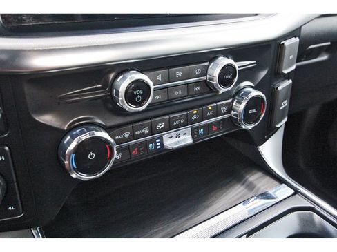 Certified 2024 Ford F150 Lariat w/ FX4 Off-Road Package AWD/4WD image 23