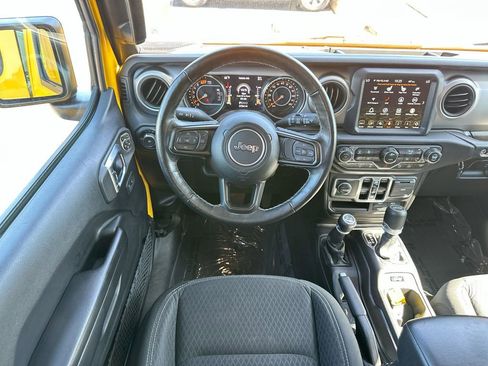 Used 2021 Jeep Wrangler Unlimited Sport AWD/4WD image 22