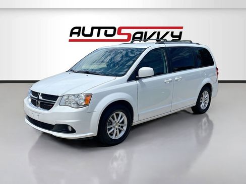 Used 2019 Dodge Grand Caravan SXT FWD image 3