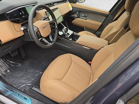 New 2026 Land Rover Range Rover Sport SE AWD/4WD image 16