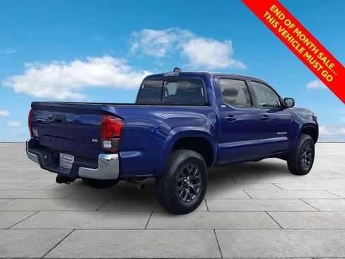 Certified 2023 Toyota Tacoma SR5 AWD/4WD image 8
