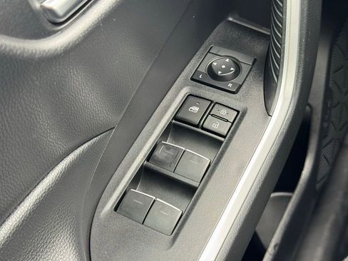 Used 2024 Toyota RAV4 XLE image 25