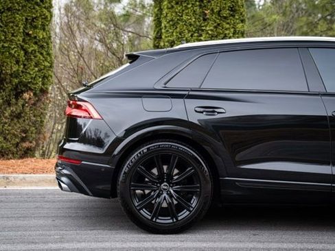 Used 2023 Audi SQ8 Prestige image 13