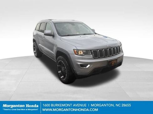 Used 2019 Jeep Grand Cherokee Laredo w/ Laredo X Package AWD/4WD image 1