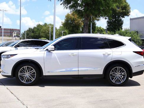 Certified 2024 Acura MDX SH-AWD w/ Advance Package image 3