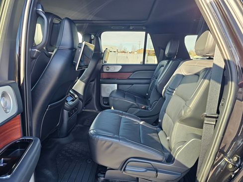 Used 2024 Lincoln Navigator L Reserve w/ Equipment Group 201A image 44