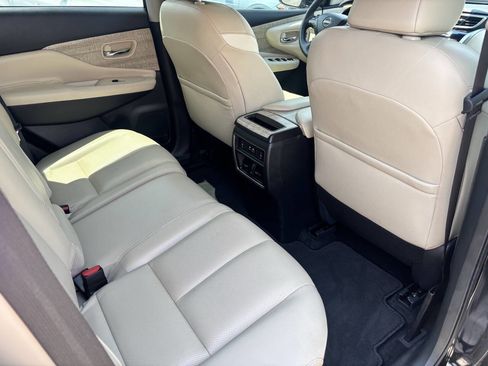 Used 2024 Nissan Murano SL image 13