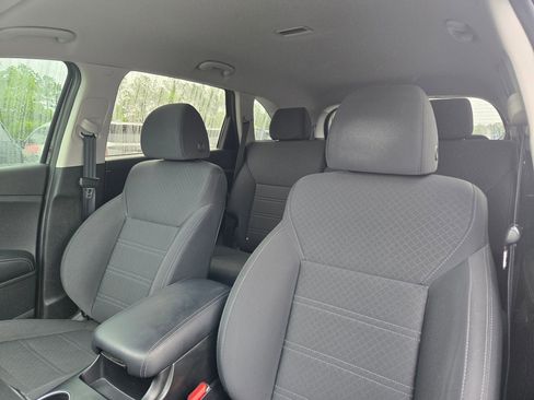 Used 2020 Kia Sorento LX w/ LX I4 Convenience Package AWD/4WD image 24