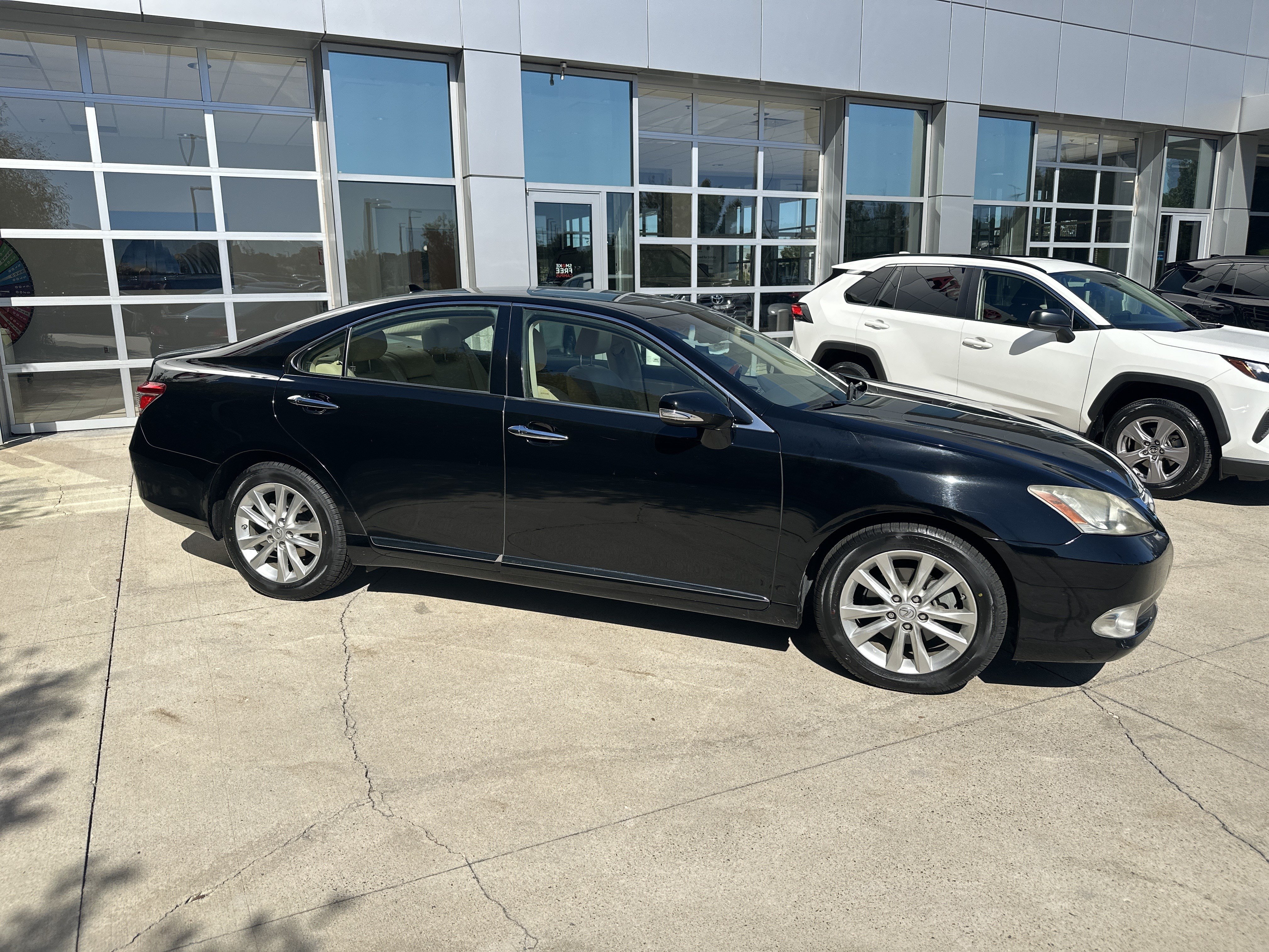Used 2010 Lexus ES 350 FWD image 10