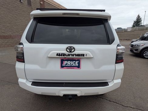 Used 2021 Toyota 4Runner SR5 Premium image 6