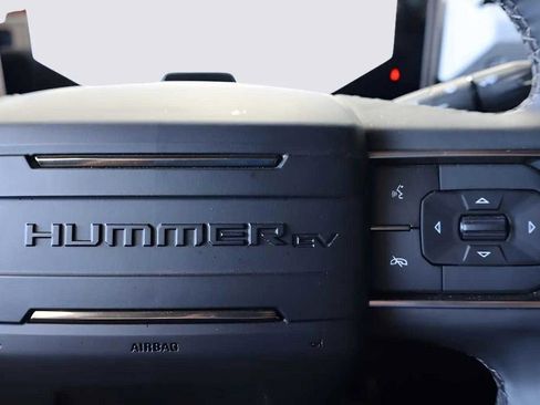 Used 2024 GMC Hummer EV 3X w/ Extreme Off-Road Package image 22