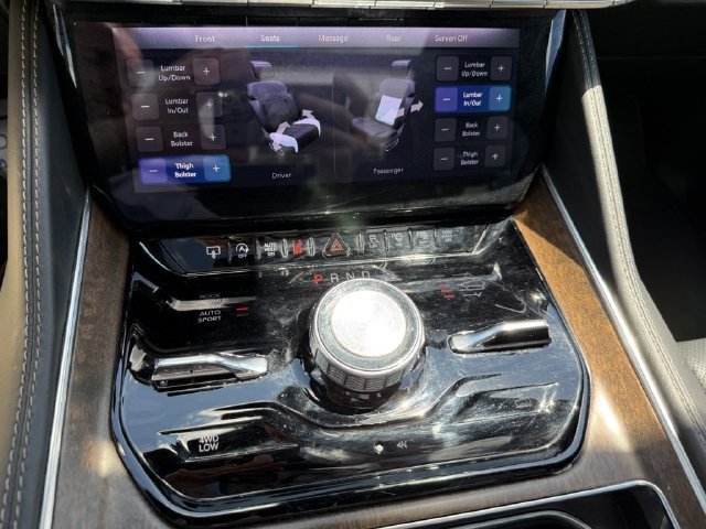Used 2024 Jeep Grand Wagoneer L 4WD image 34