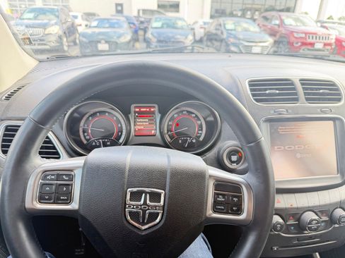 Used 2018 Dodge Journey Crossroad AWD/4WD image 9