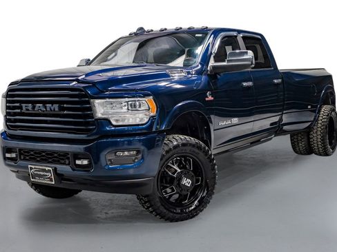 Used 2022 RAM 3500 Limited image 5