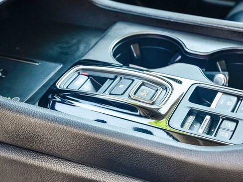 Used 2023 Honda Pilot EX-L image 22